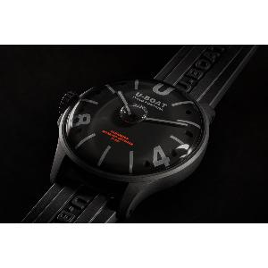 Montre DARKMOON 9544 44mm noire PVD