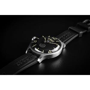 Montre DARKMOON 2027 46.5mm acier cadran noir 25ème anniversaire