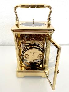 Pendule de voyage L'Épée Corniche 702.51, réveille-matin, sonnerie au passage et répétition