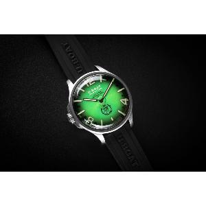 Montre DARKMOON 2031 46.5mm acier cadran vert 25ème anniversaire