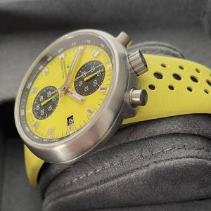 Montre 1972 Competition FIS édition Lemon 27/4305.00