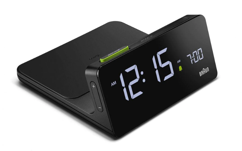 Braun : Un rveil digital avec station de chargement intgre 